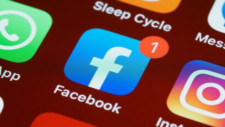 Facebook Beğeni Hilesi Gerçekten Var mı?