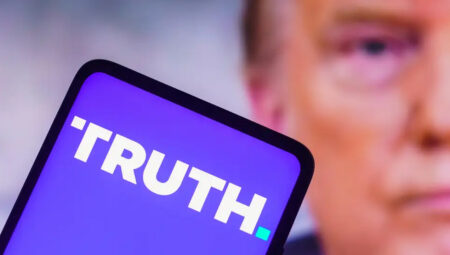 Donald Trump, kendi kurduğu Truth Social sitesinden kurtulmak istiyor