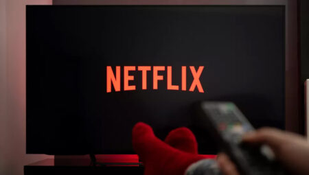 Netflix, yavaş başlangıca rağmen reklam destekli üyelik paketinden umudunu kesmiyor